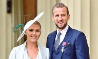 Football Extras: Kane honoured at Buckingham Palace