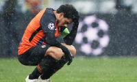 Extras: Player reacts to racist abuse, sent off