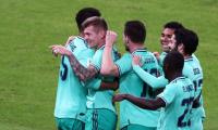 Quick-thinking Kroos helps Real to Super Cup final