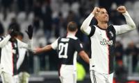 Soccer PIX: Ronaldo strikes; PSG in League Cup final