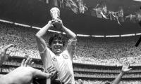 What are your favourite memories of Maradona? Tell us!