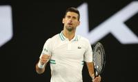 Djokovic thanks fans amid Australian visa row