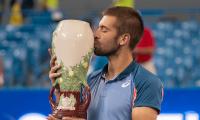 PIX: Coric beats Tsitsipas to win Cincinnati Open