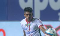 ISL: Bagan go top after thrilling draw with Kerala