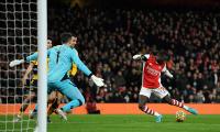 EPL: Arsenal snatch vital win with late goals 