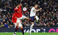 EPL PIX: Spurs rally to draw with United