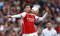 PIX: Arsenal kicks off EPL with a bang