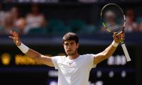 Wimbledon PIX: Alcaraz, Sabalenka advance to Round 3