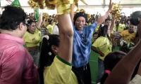 Ronaldinho casts a spell in the City of Joy