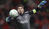 Manchester Utd have busy deadline day; City get Nunes