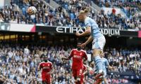 PIX: Manchester City make it perfect six; United win