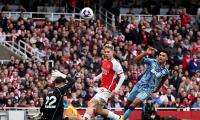 EPL PIX: Arsenal stumble; Liverpool stunned