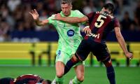 Barcelona rally from 0-2 down to beat Levante