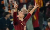 Europa: Dybala sends Roma through; Galatasaray exit