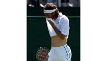 Injury woes come to haunt clueless Tsitsipas