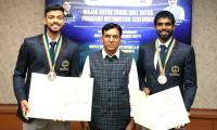 Sports Minister presents Khel Ratna to Satwik-Chirag