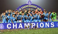 India edge Bangladesh to win SAFF U-19 football title