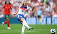 Women's Nations: Jones 'tricks' as England rout Portugal