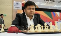 Chess WC: Diptayan pulls off a stunner; Pranav loses