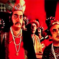 Utpal Dutt as Hirak Raja