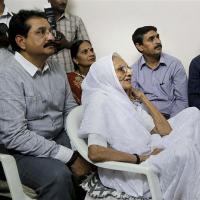 PM Modi's mother and family watch his swearing-in in 2014