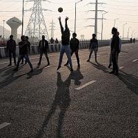 Protesting farmers play volleyball even as a the govt refuses to blink