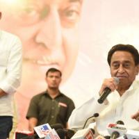 Kamal Nath attending his last press conference as MP CM