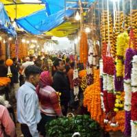 A Diwali market in Delhi