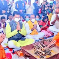 The Tripura CM performing a yagna