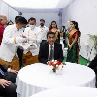 Justice Chandrachud (centre) with former CJI UU Lalit (right)