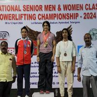 Ekta Vishnoi (second from left) after winning medal in National Powerlifting Championship/ Courtesy SAI media