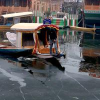 Frozen Dal lake