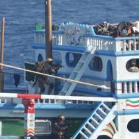 India's security personnel the fishing vessel off Somalia coast/Courtesy Indian Navy on X