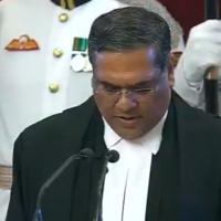 Justice Sanjiv Khanna takes the oath at Rashtrapati Bhavan