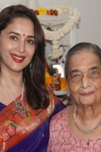 Madhuri Dixit's mother Snehalata Dikshit dies at 90