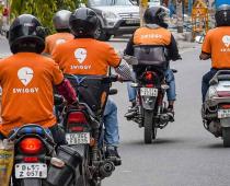 Swiggy Shares Surge 7% on Narrowing Loss