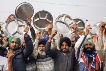 Farmers beat 'thalis' during PM's 'Mann Ki Baat' 