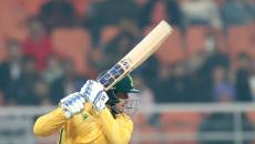 PIX: De Kock powers South Africa to easy win over India