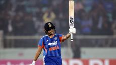 Shafali blasts 34-ball 69 as India rout SL in 2nd T20I
