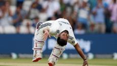 PIX: Record-breaking Pant brings out pyrotechnics 