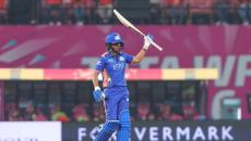 WPL PIX: Harmanpreet on song as MI hammer GG 