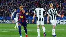 Barcelona, Liverpool, waltz into Champions League quarters