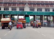 Gadkari: No Toll...