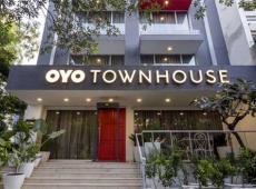 OYO Raises Rs...