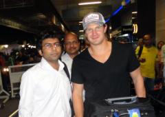 Spotted: Shane Watson at Mumbai airport