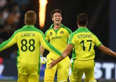 Much maligned Marsh wins over Aus cricket lovers