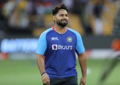 Dravid says Pant is going nowhere