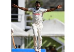 Rohit wants pace attack to take onus collectively