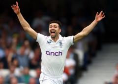 Ashes PIX: Australia hold slender lead