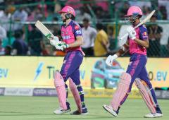 Will Sunrisers hand Royals third straight defeat?